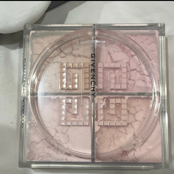 Givenchy Makeup Givenchy Prisme Libre Loose Setting Powder Shade 3 Voile Rose Poshmark